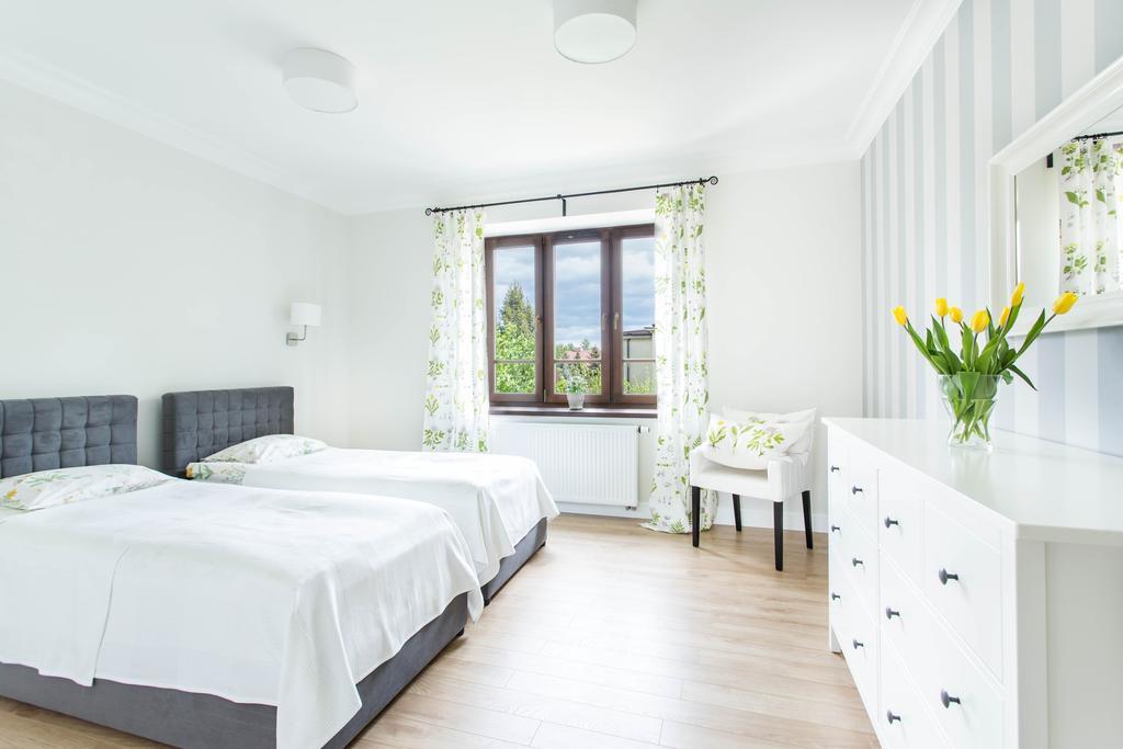 Villa Allegra Apartamenty Z Ogrodem I Sala Zabaw ,Darmowy Parking I Lezaki, 5Minut Do Morza غدينيا الغرفة الصورة